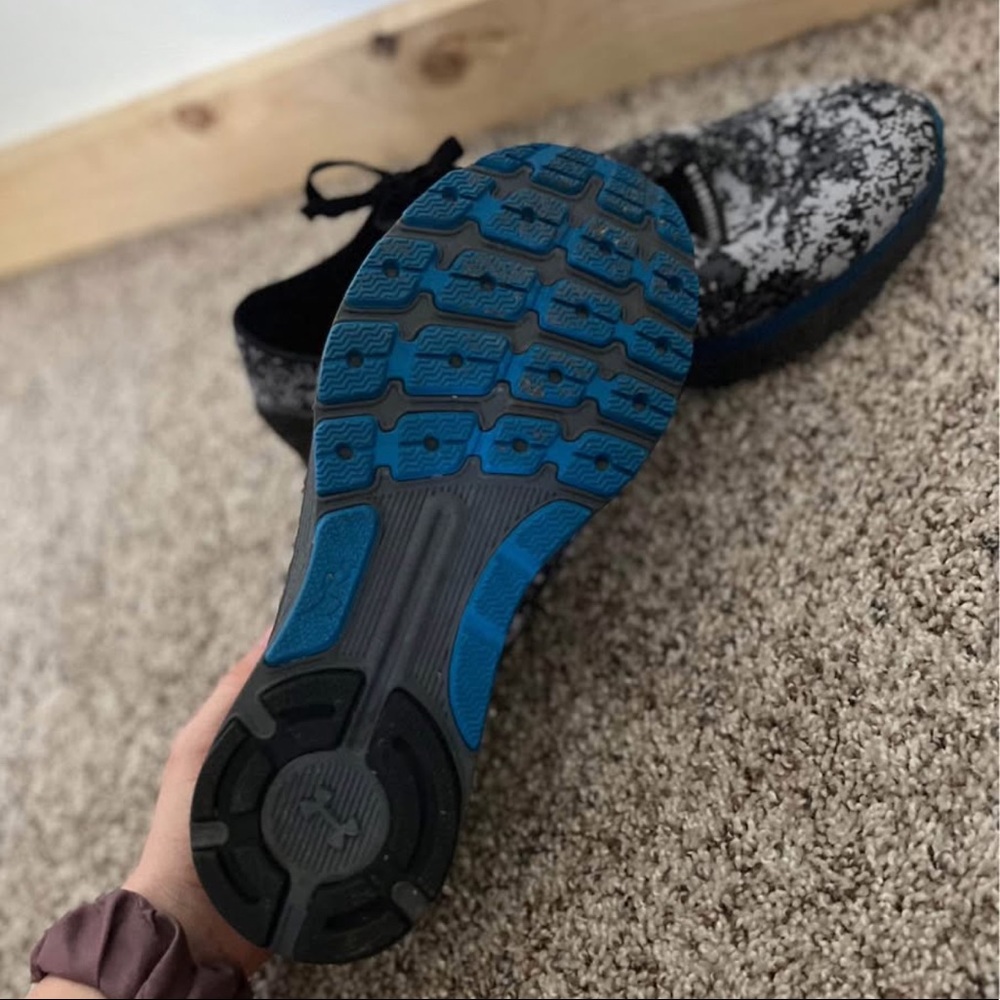 Under Armour Men’s Sneakers - Picture 2 of 4